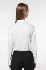Camisa popelina de polialgodón de fácil cuidado para mujer