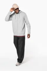 Sudadera capucha y cremallera