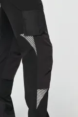 Pantalón ligero stretch reciclado multibolsillos unisex