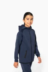 Chaqueta con capucha performance infantil