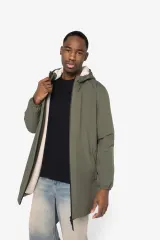 Chaqueta ecorresponsable impermeable con forro de sherpa unisex
