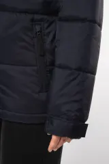 Parka acolchada bicolor con capucha unisex