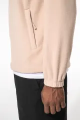 Chaqueta polar ajustable con puños elásticos