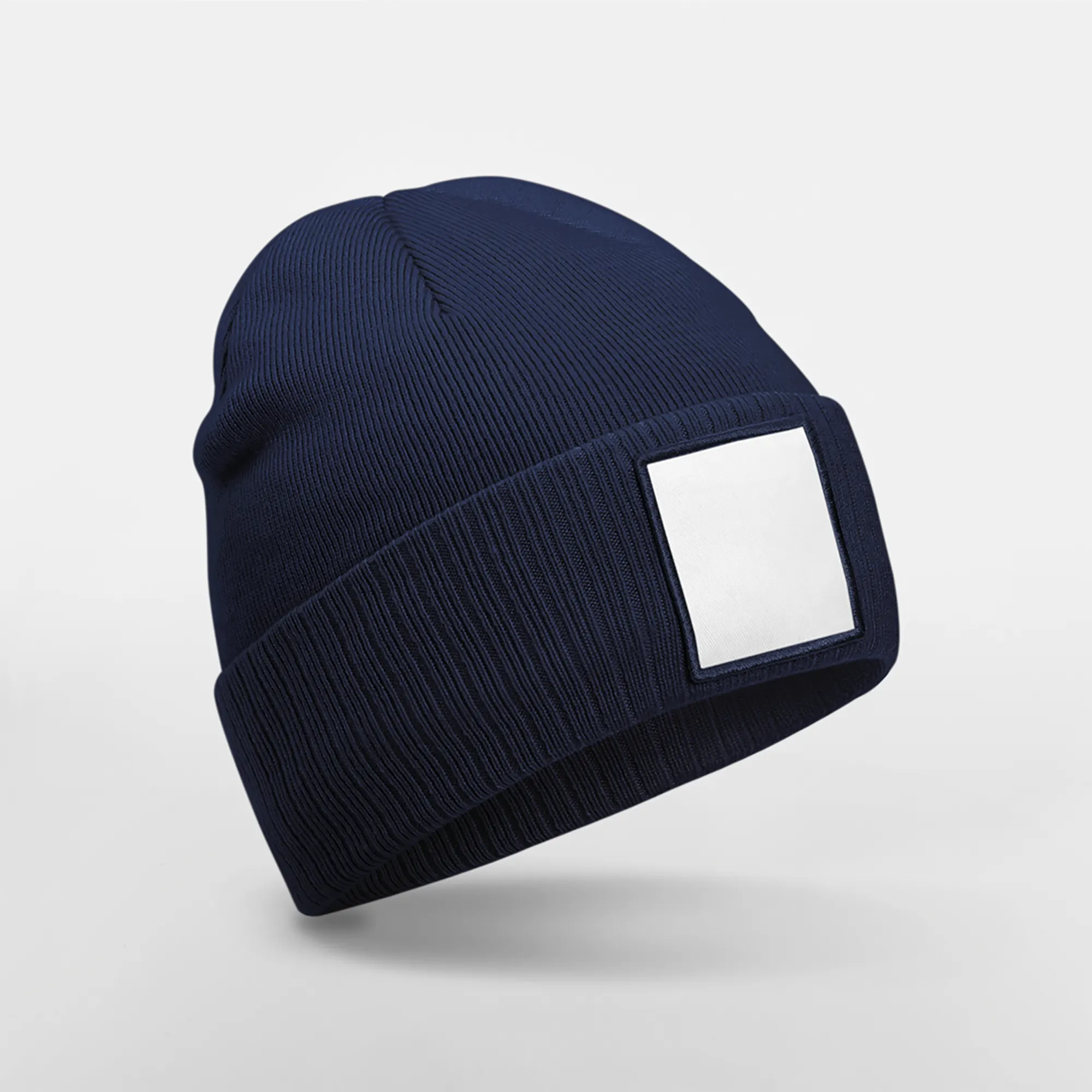 Gorro con parche tipo aplique