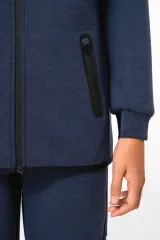 Chaqueta con capucha performance infantil