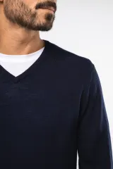 Jersey lana merina cuello de pico hombre