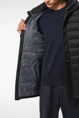 Parka ligera acolchada con capucha para hombre