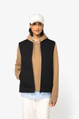 Chaleco acolchado de sarga ecorresponsable con cuello tipo beisbolera unisex