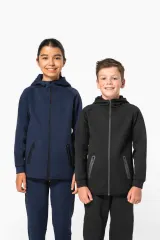 Chaqueta con capucha performance infantil