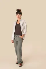 Pantalón efecto lavado de lino mujer