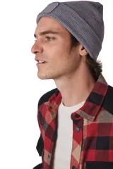 Gorro reciclado con parche