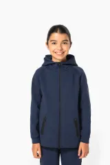 Chaqueta con capucha performance infantil