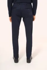 Pantalón chino hombre