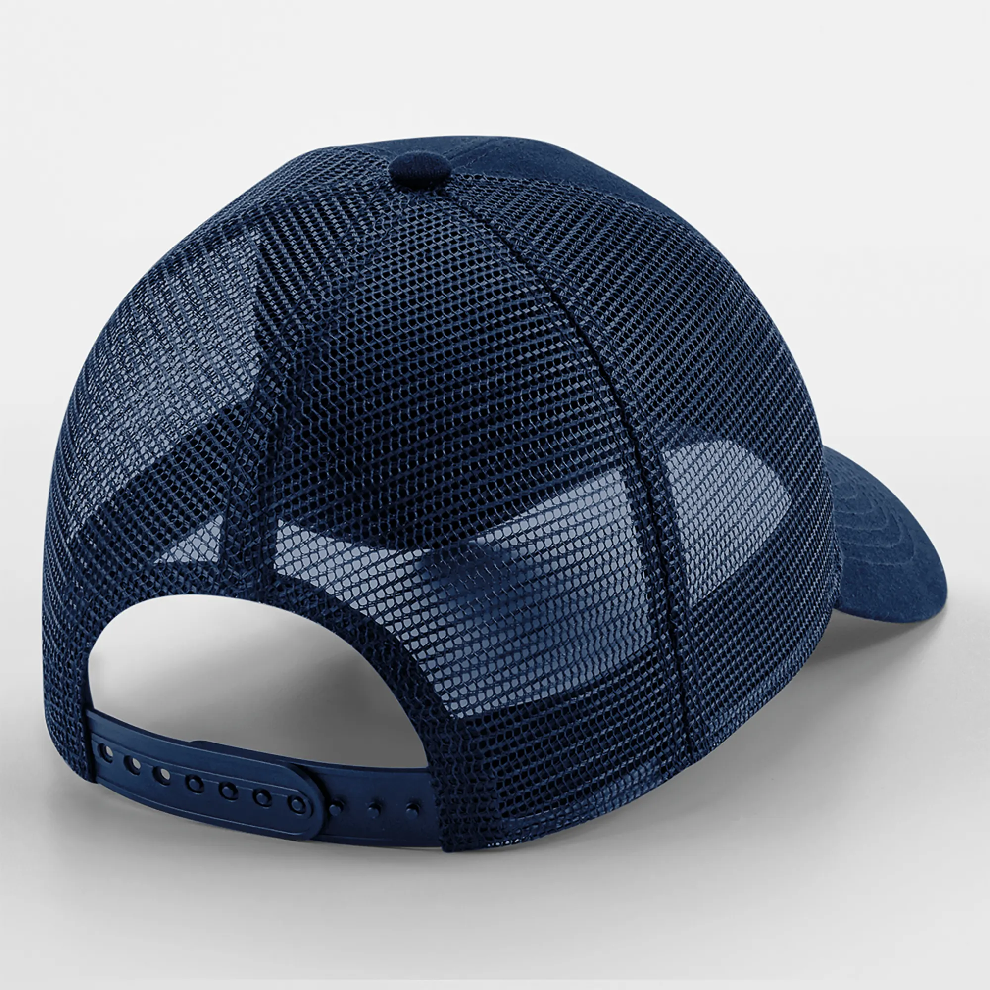 Gorra de rejilla con parche extraíble y ajustable en la parte trasera