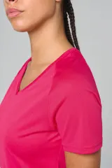 Camiseta de deporte cuello de pico mujer