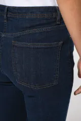 Vaqueros básicos mujer