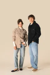 Sobrecamisa de sherpa con hombros caídos unisex