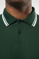 Polo manga corta con ribetes contrastados hombre