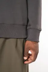 Sudadera cuello redondo
