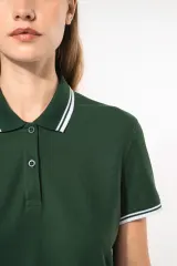 Polo manga corta con ribetes contrastados mujer