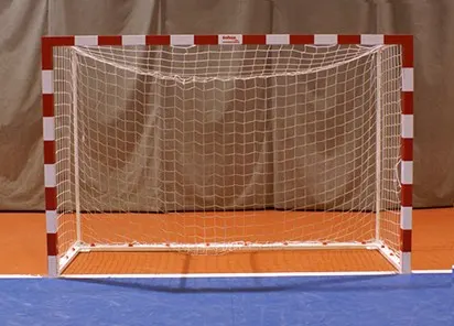 JGO PORTERÍAS F.SALA/BALONMANO METÁLICAS TRASLADABLES 80X80MM CON BASE 80X40MM