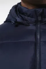 Chaqueta ripstop reciclada con capucha unisex