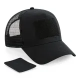 Gorra de rejilla con parche extraíble y ajustable en la parte trasera