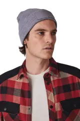 Gorro reciclado con parche