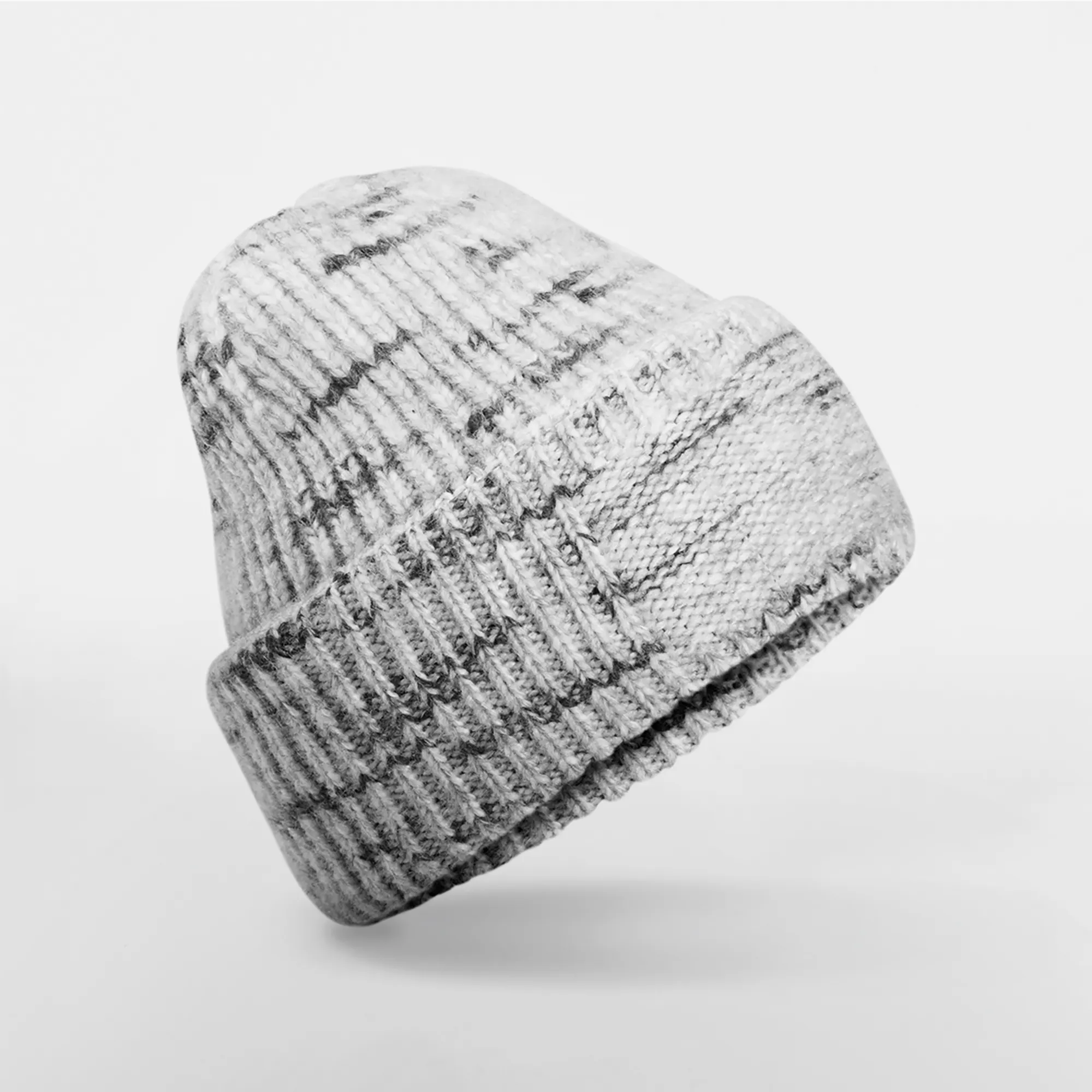 Gorro con parche de punto grueso