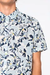 Camisa con estampado vegetal hombre