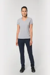 Camiseta ecorresponsable antibacteriana cuello de pico mujer