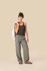 Pantalón efecto lavado de lino mujer