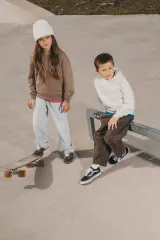 Sudadera ecorresponsable de cuello redondo oversize infantil